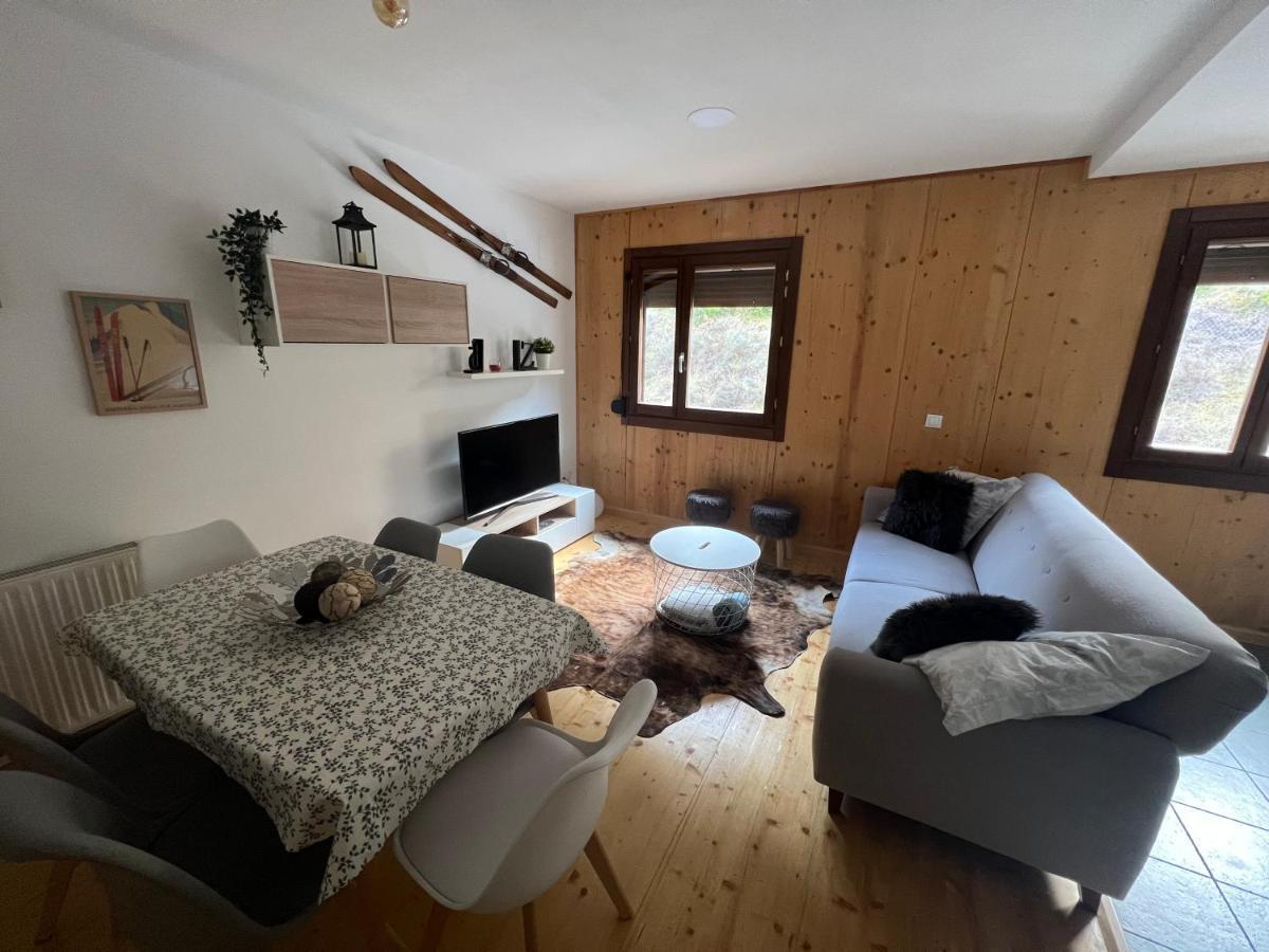 Apartamento Luga Castiello de Jaca Exteriér fotografie